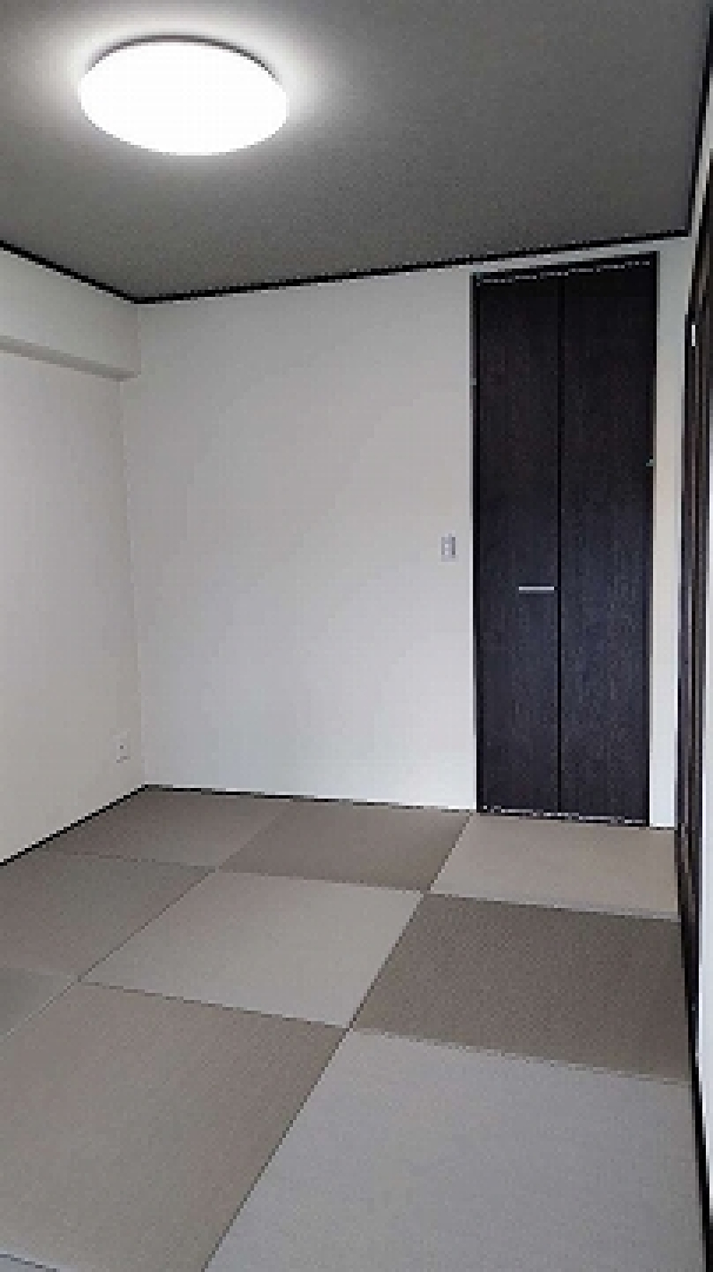 築27年,マンションリフォーム,シックモダン,アクセントクロス